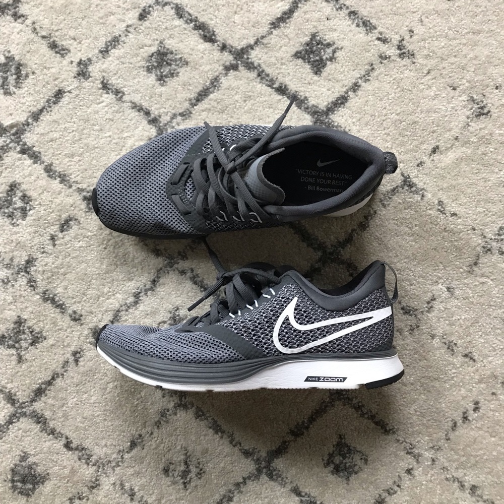 Nike - Zoom Tennis Shoes - size 6.5